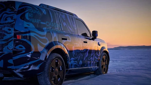 نمای عقب شاسی‌ بلند فریلندر