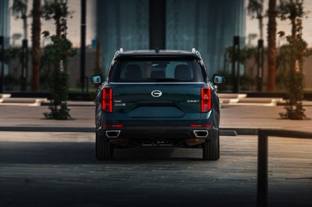 جی ای سی GS8 GL - نمای عقب