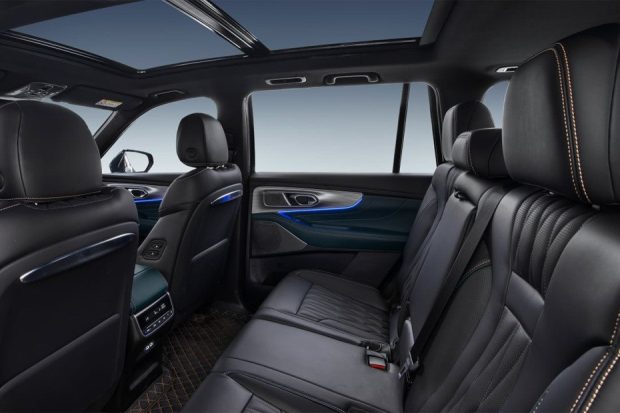 جی ای سی GS8 GL - صندلی‌های عقب