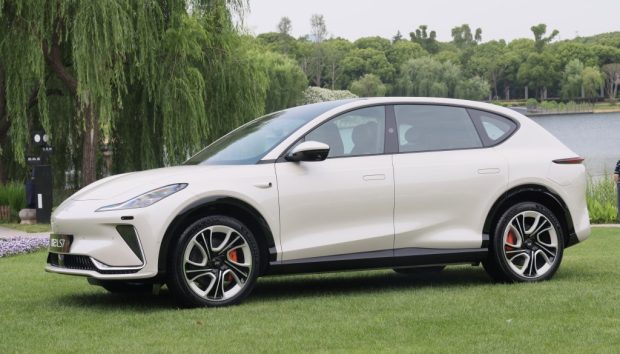 نمای جلو کراس اوور IM LS7