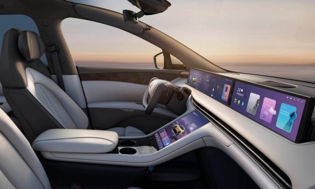 نمای کابین کراس اوور IM LS7