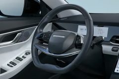 لوکانو L5 - فرمان برقی