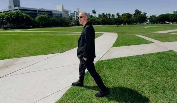 ساتوشی ناکاموتو