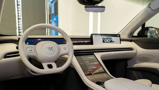 کاهش شدید قیمت کراس اوور لوکس IM LS7