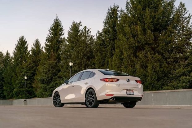 شرایط فروش خودرو وارداتی مزدا 3