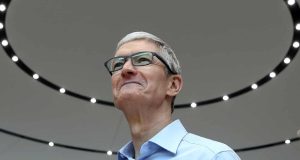 تیم کوک از سمت خود کناره گیری کرد