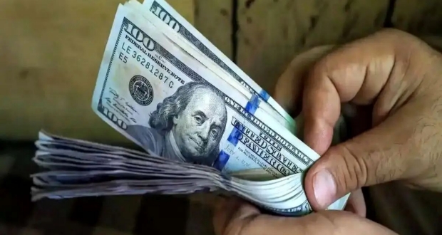 علت توقف قیمت دلار در کانال ۱۵۰ هزار تومان چیست؟ تحلیل کارشناسان از ارزش ذاتی و پیشبینی قیمت دلار در روزهای آینده را اینجا بخوانید.