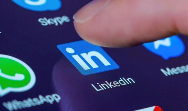 دسترسی غیرمجاز لینکدین