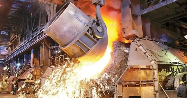 حمله به صنایع فولاد و آسیب صنعت خودروسازی