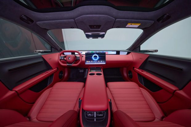 استیشن برقی-هیبریدی آواتر 06T واگن