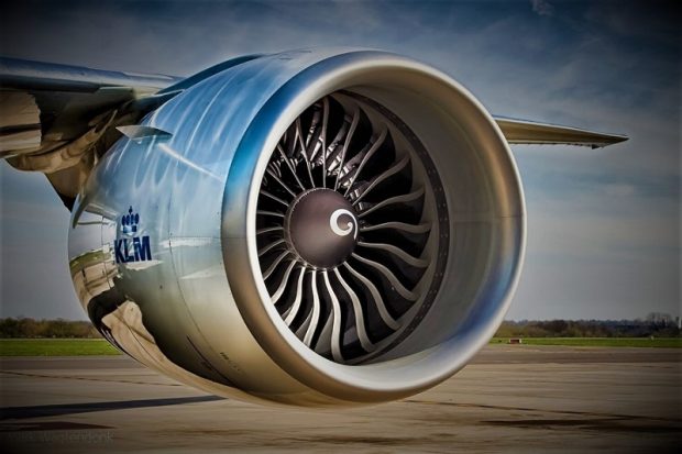 میانگین طول عمر موتور جت