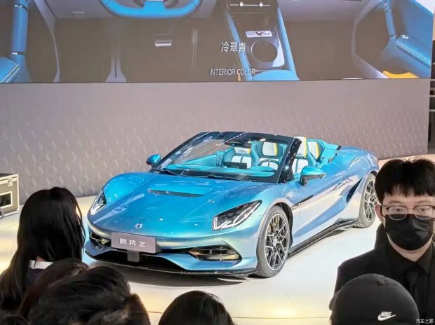 دنزا Z کانورتیبل