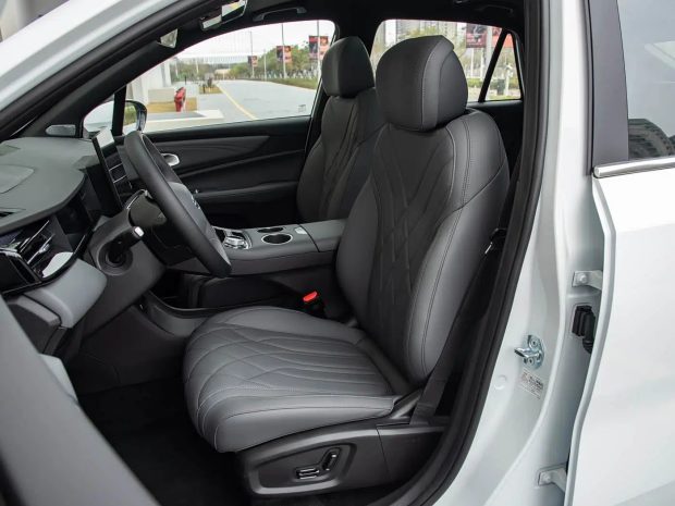 شاسی‌بلند جیلی Boyue EREV