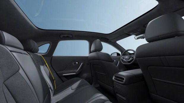 هاچ‌بک برقی لیپ موتور B05 اولترا