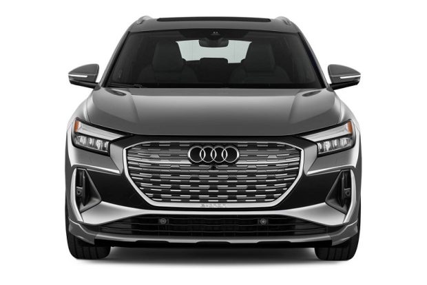 آئودی Q4 e-tron - نمای جلو