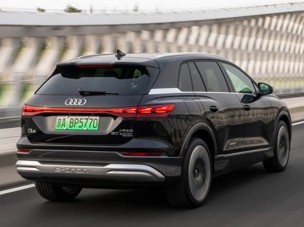 آئودی Q5 e-tron - نمای عقب
