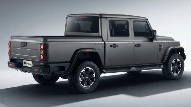 نمای عقب پیکاپ BAW 212