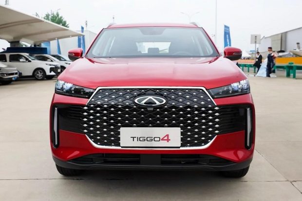 ام وی ام X5 - نمای جلو