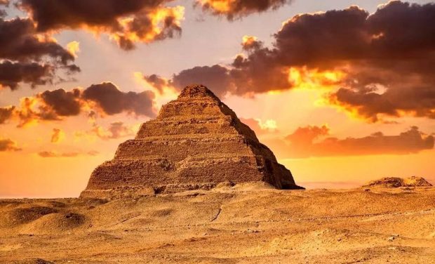 علت توقف ساخت اهرام مصر