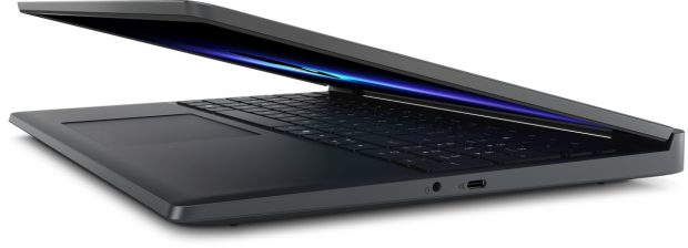 لپ تاپ گیمینگ Alienware 15