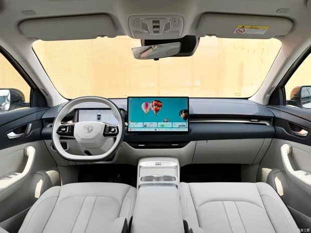 ام جی 4X