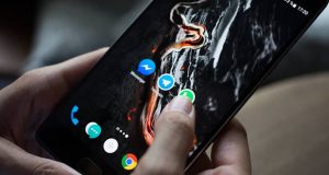 نصب برنامه در وان یو آی ۹