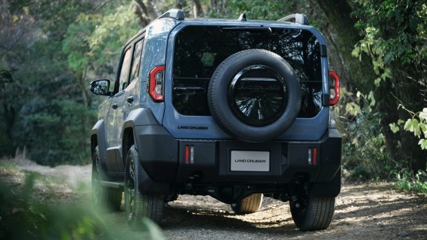 تویوتا Land Cruiser FJ