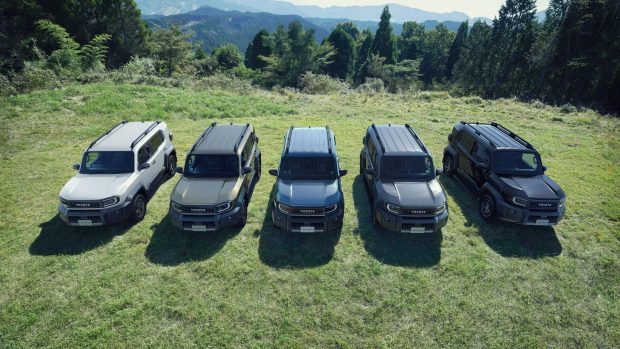تویوتا Land Cruiser FJ