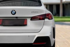 بی ام و 225L - چراغهای عقب