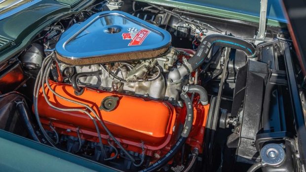 ۱۰ خودرو کلاسیک V8 کاربراتوری