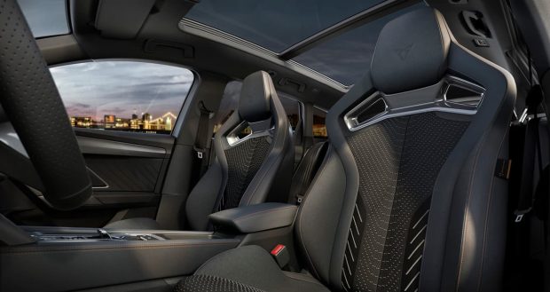 نمای کابین کوپرا لئون VZx اسپرت‌تورر