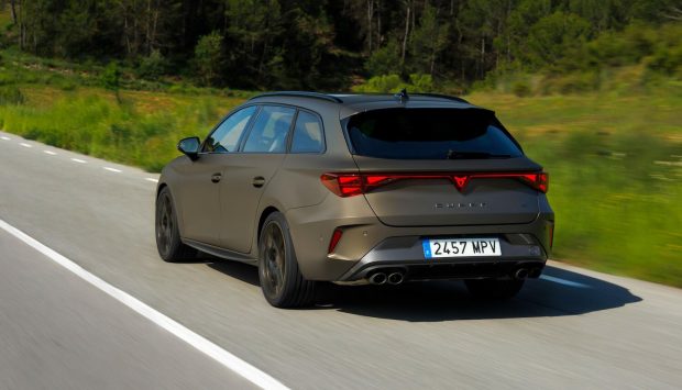 نمای عقب کوپرا لئون VZx اسپرت‌تورر