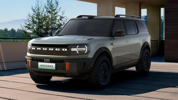 نمای جلو فورد برانکو بردافزا