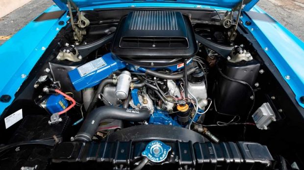 ۱۰ خودرو کلاسیک V8 کاربراتوری