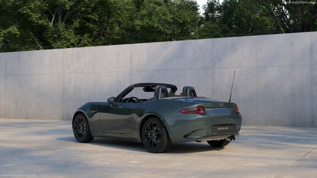 نمای عقب مزدا MX-5 مدل 2027
