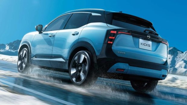 نمای عقب نیسان کیکس e-Power
