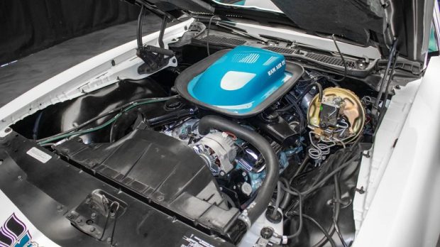 ۱۰ خودرو کلاسیک V8 کاربراتوری