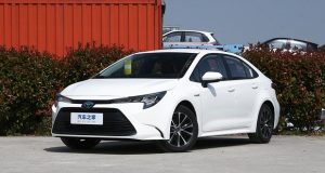 شرایط فروش تویوتا کرولا و تویوتا لوین 1800