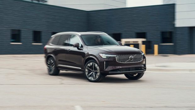 نمای جلو ولوو XC90 وارداتی