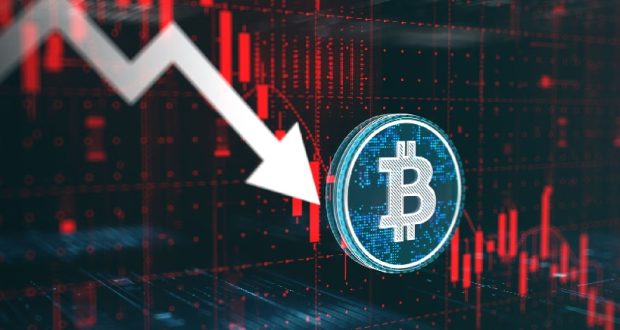 سقوط قیمت بیت کوین