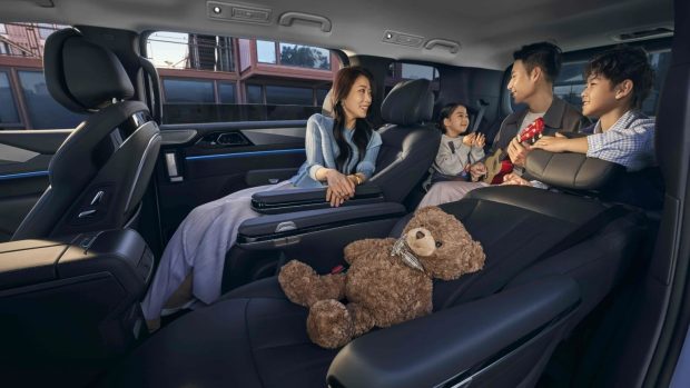 بی وای دی Linghui M9
