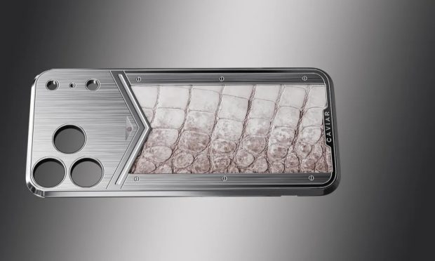 قاب آیفون خاویار