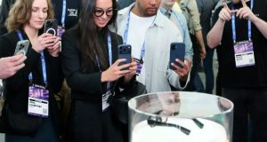 عینک واقعیت افزوده Specs AR