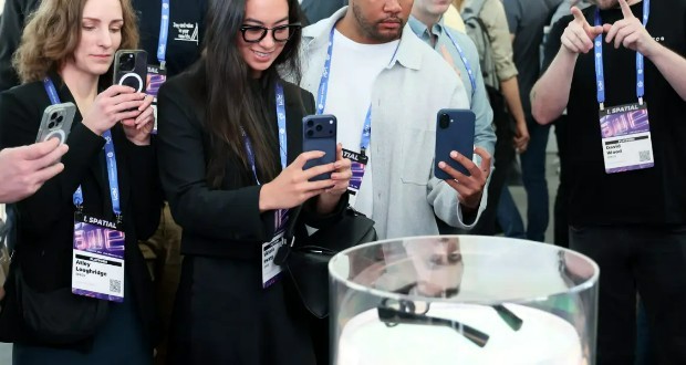 عینک واقعیت افزوده Specs AR