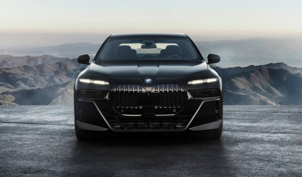 قیمت بی ام و 735i