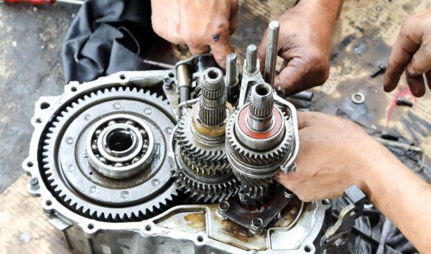 تعمیرات اساسی گیربکس