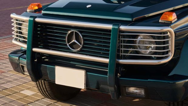 نمای جلو مرسدس 500 GE V8 AMG