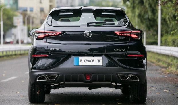 نمای عقب چانگان UNI-T