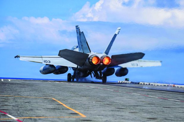 ناو هواپیمابر هسته‌ای USS Nimitz