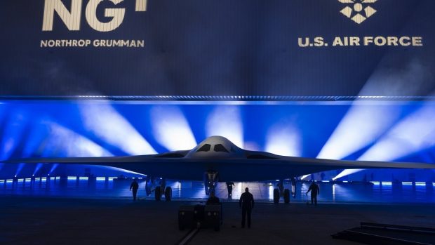 بمب‌افکن B-21 Raider